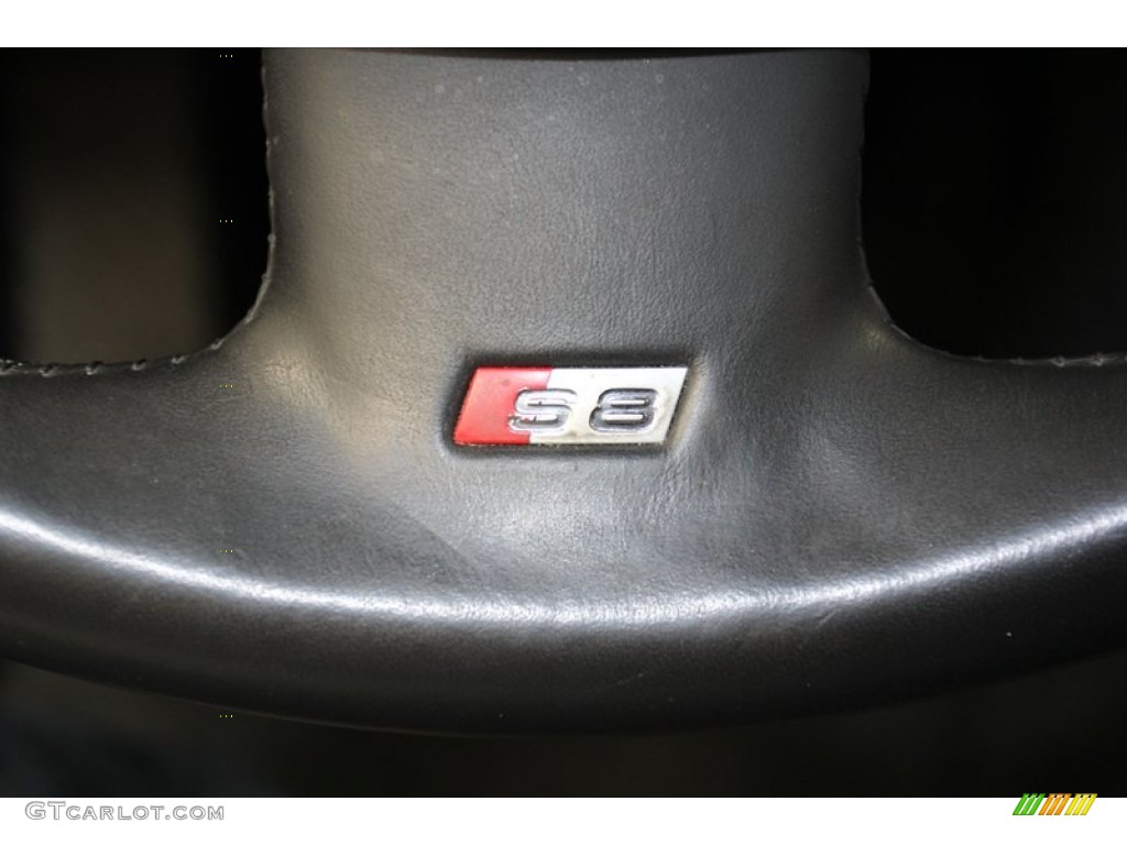 2008 Audi S8 5.2 quattro Marks and Logos Photo #79806087