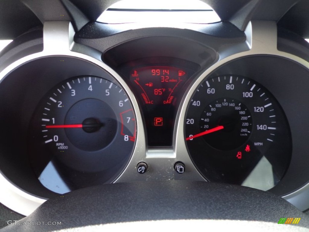 2012 Nissan Juke S Gauges Photos