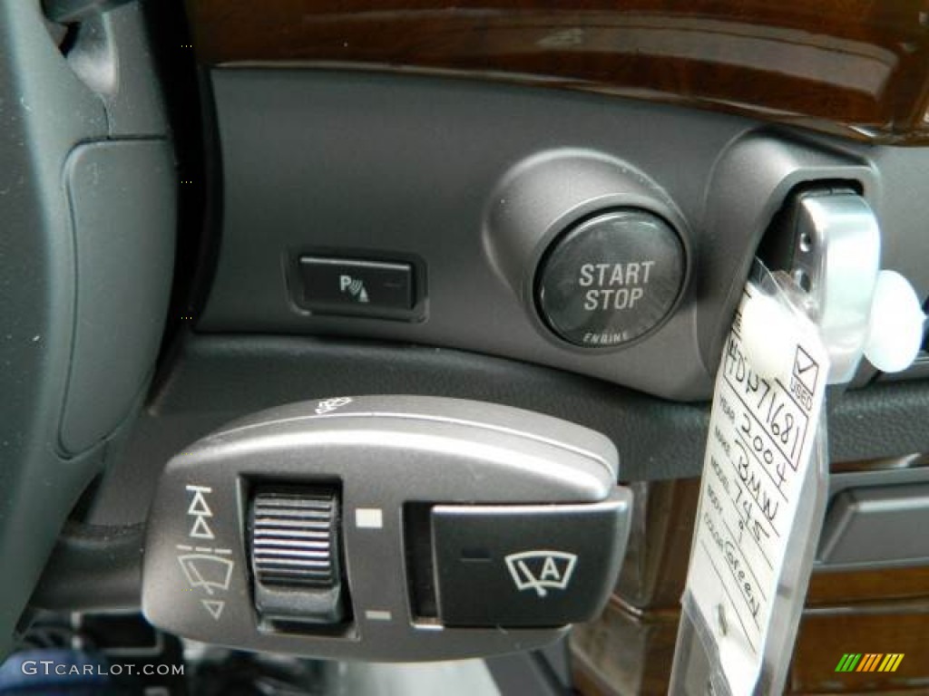 2004 BMW 7 Series 745i Sedan Controls Photo #79813084
