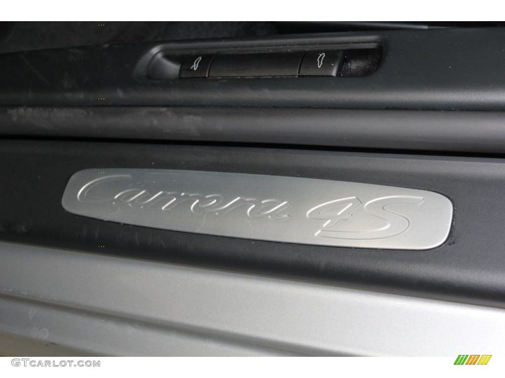 2006 Porsche 911 Carrera 4S Coupe Marks and Logos Photos