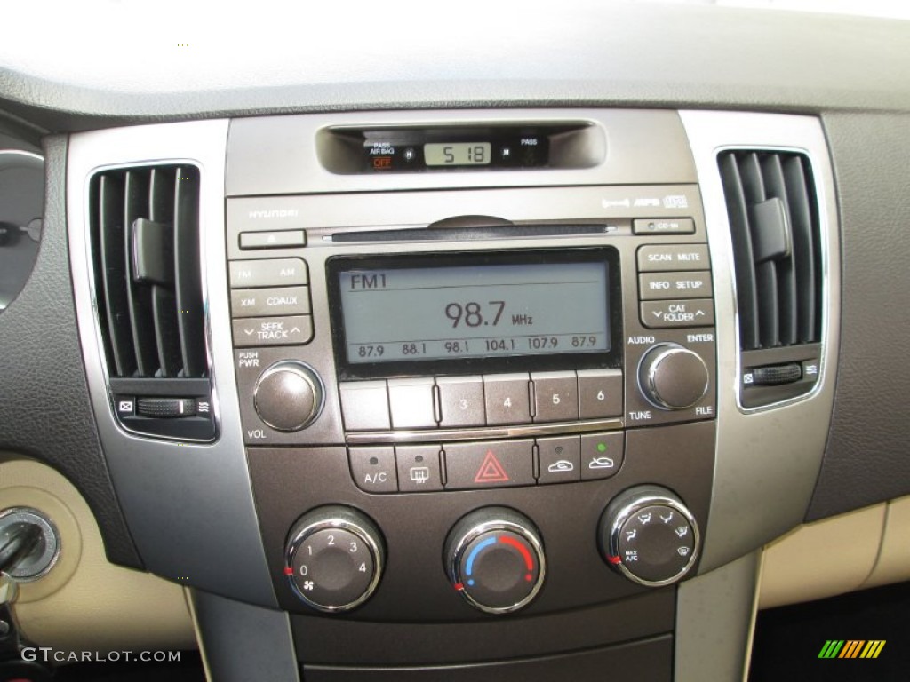 2009 Hyundai Sonata GLS Controls Photo #79818445