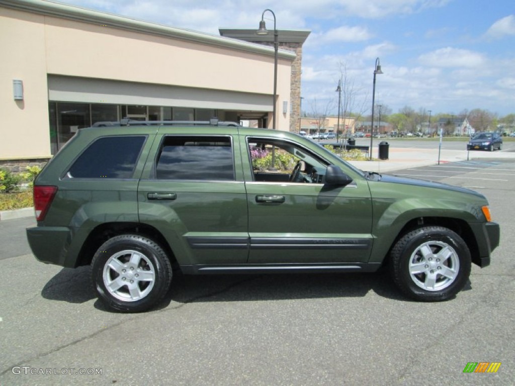 2006 Grand Cherokee Laredo 4x4 - Jeep Green Metallic / Medium Slate Gray photo #9
