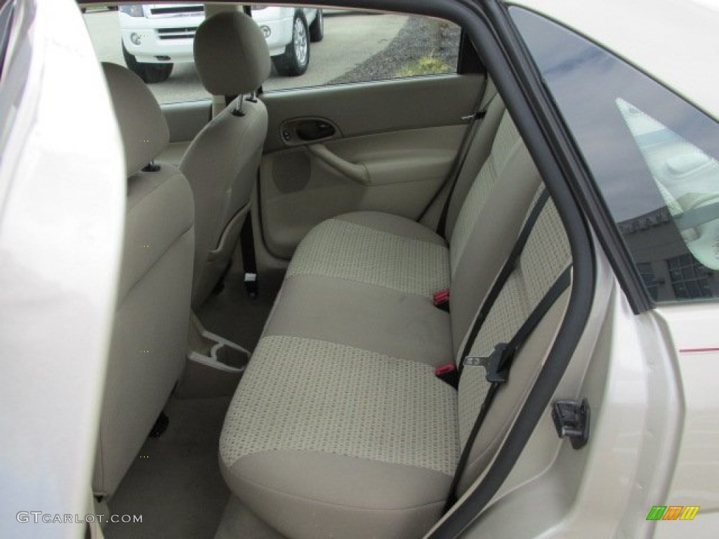 2007 Ford Focus ZX4 SE Sedan Rear Seat Photo #79818957