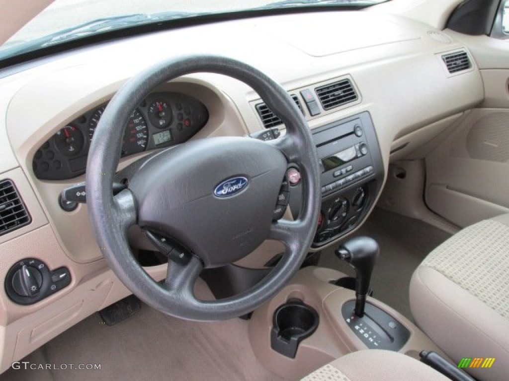 2007 Ford Focus ZX4 SE Sedan Dark Pebble/Light Pebble Dashboard Photo #79818982