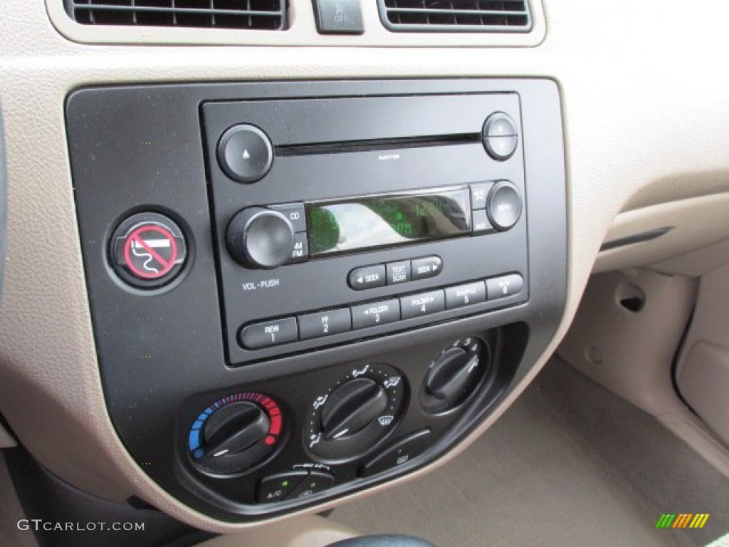 2007 Ford Focus ZX4 SE Sedan Controls Photo #79818999