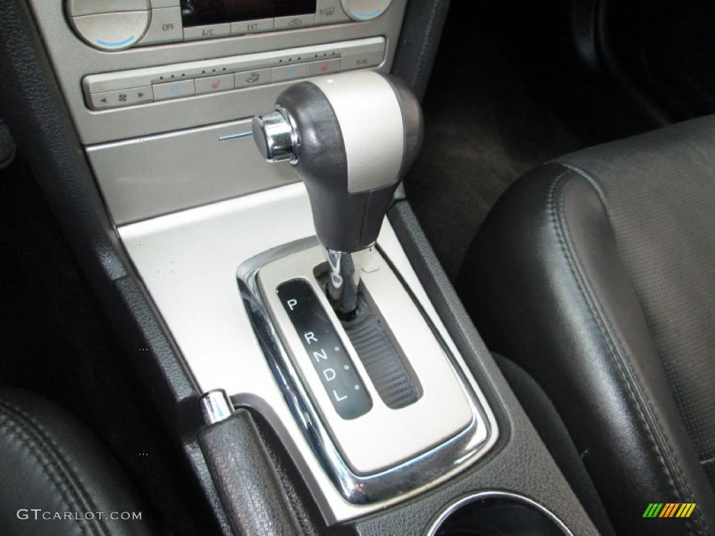 2006 Zephyr  - Black Clearcoat / Dark Charcoal photo #22