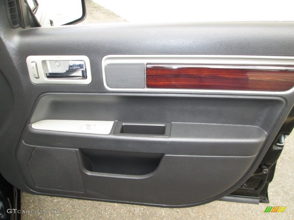 2006 Zephyr  - Black Clearcoat / Dark Charcoal photo #28