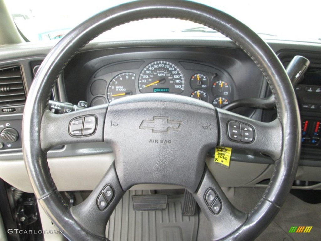 2005 Chevrolet Avalanche Z71 4x4 Gray/Dark Charcoal Steering Wheel Photo #79821205