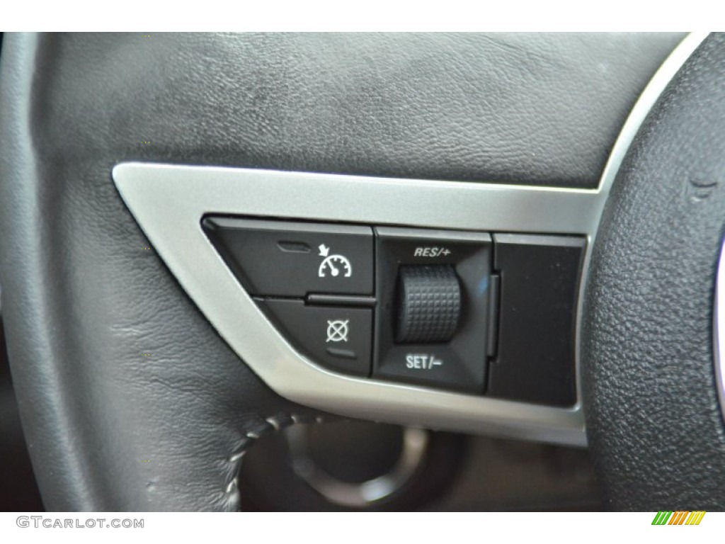 2011 Chevrolet Camaro LT/RS Convertible Controls Photo #79823557