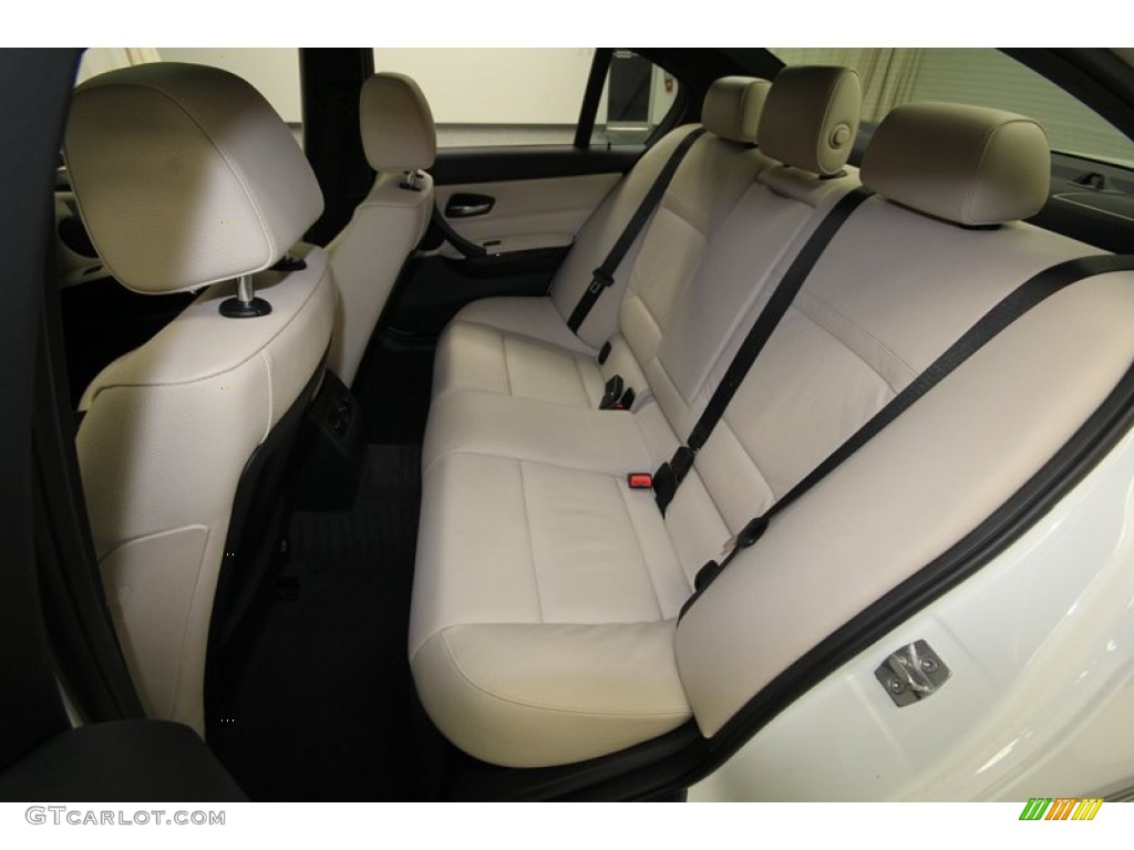 2011 BMW 3 Series 328i Sedan Rear Seat Photo #79826912