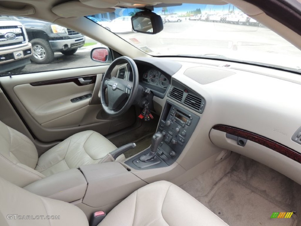 Taupe Interior 2003 Volvo S60 2.4T Photo #79827118