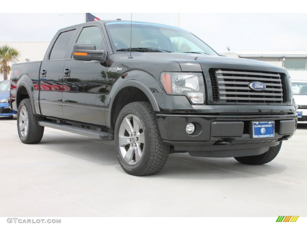 2011 F150 FX4 SuperCrew 4x4 - Tuxedo Black Metallic / Black photo #1