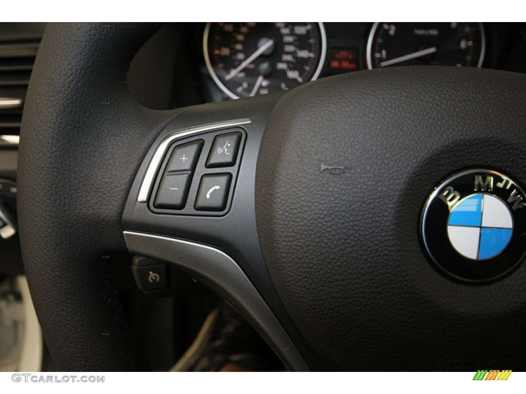 2014 BMW X1 sDrive28i Controls Photo #79831081