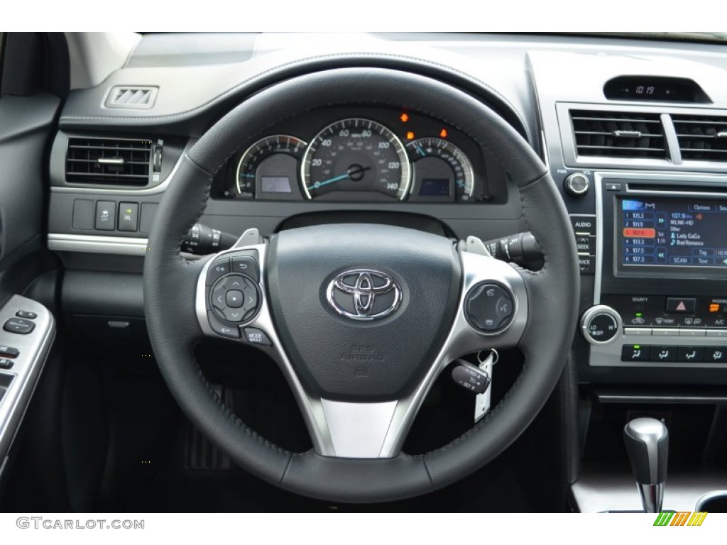2013 Toyota Camry SE Black/Ash Steering Wheel Photo #79831828