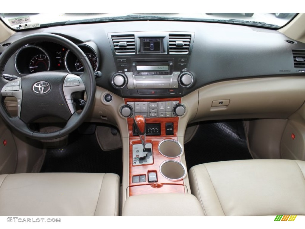 2008 Toyota Highlander Limited Dashboard Photos