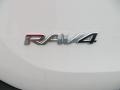 Super White - RAV4 XLE Photo No. 14