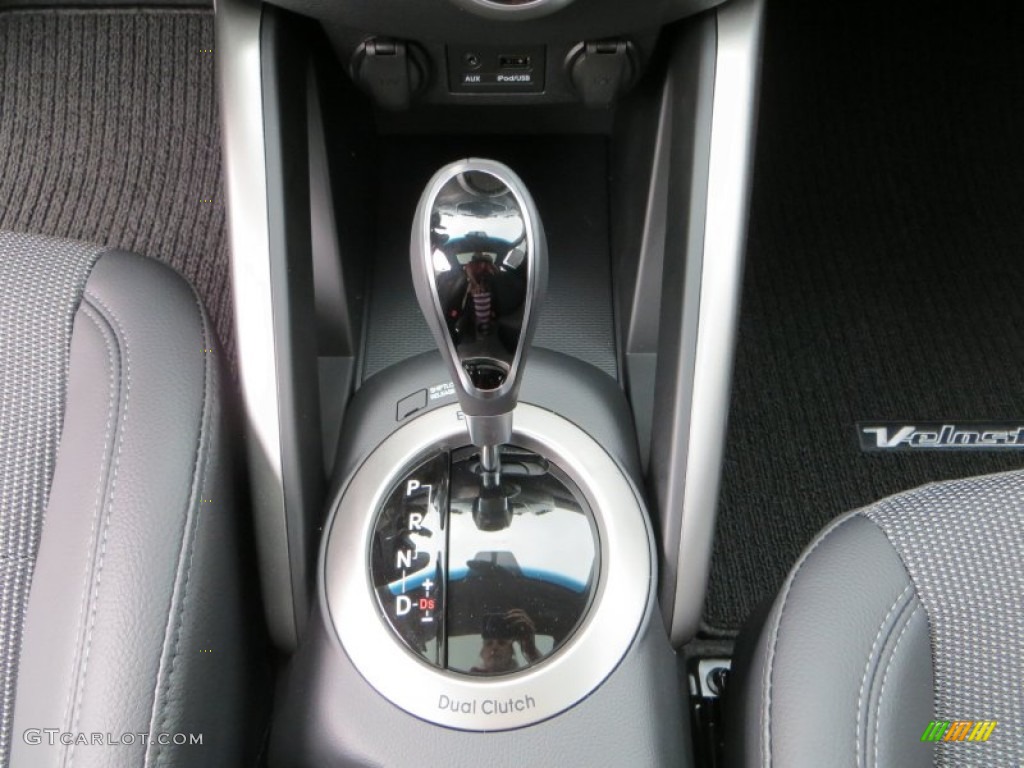 2013 Hyundai Veloster Standard Veloster Model 6 Speed EcoShift Dual Clutch Automatic Transmission Photo #79835992
