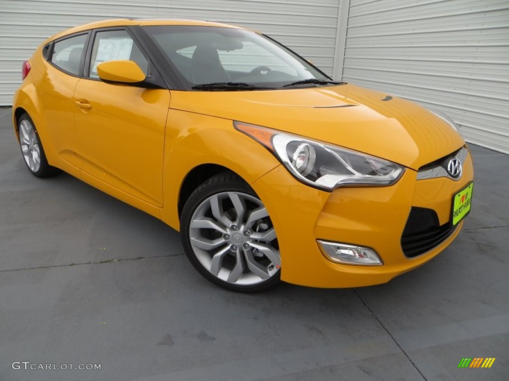 26.2 Yellow Hyundai Veloster