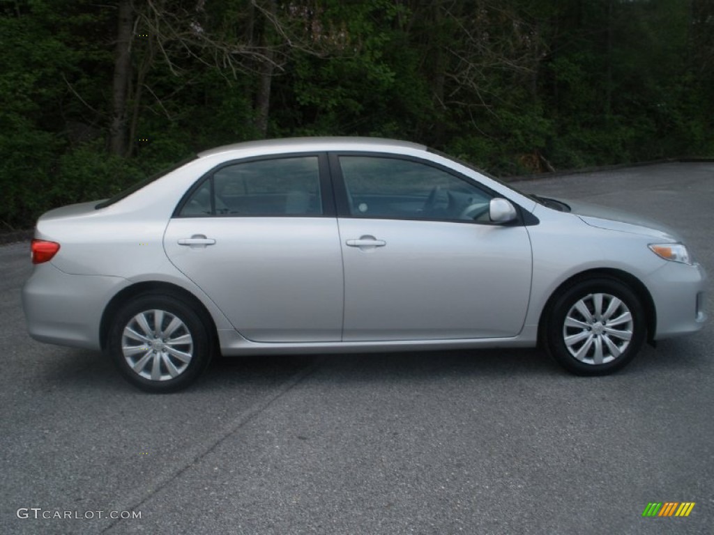 2012 Corolla LE - Classic Silver Metallic / Ash photo #2