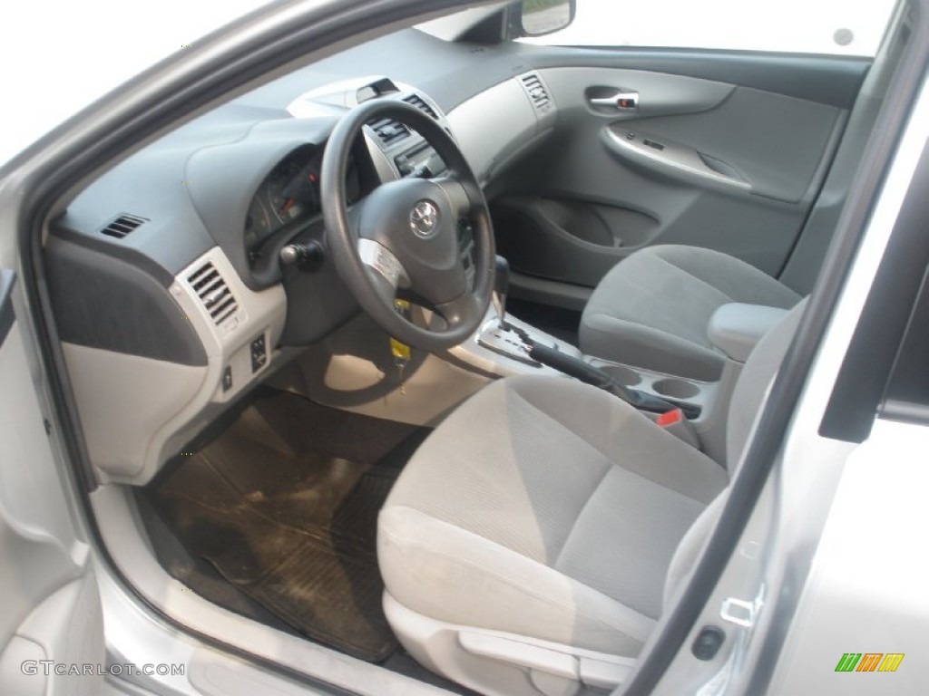 2012 Corolla LE - Classic Silver Metallic / Ash photo #4