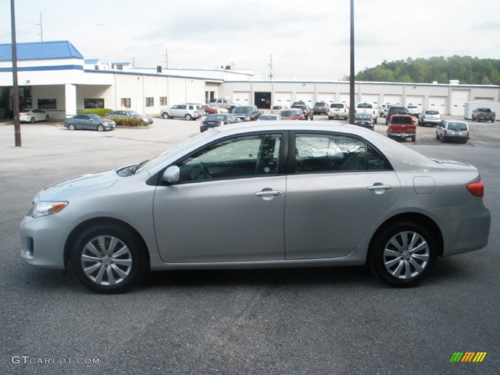 2012 Corolla LE - Classic Silver Metallic / Ash photo #12