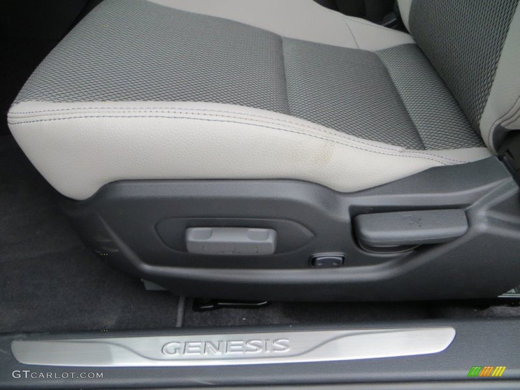 2013 Genesis Coupe 2.0T Premium - Gran Premio Gray / Gray Leather/Gray Cloth photo #22
