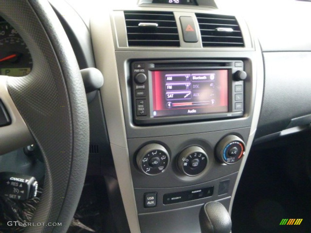 2013 Toyota Corolla S Special Edition Controls Photo #79840741