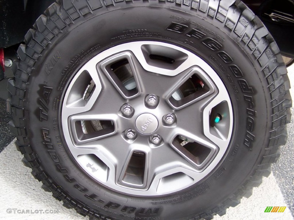 2013 Jeep Wrangler Rubicon 4x4 Wheel Photos