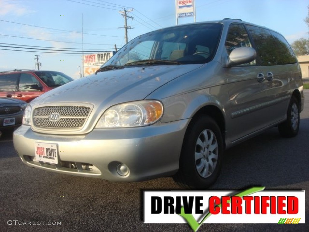 2005 Sedona LX - Diamond Silver Metallic / Gray photo #1