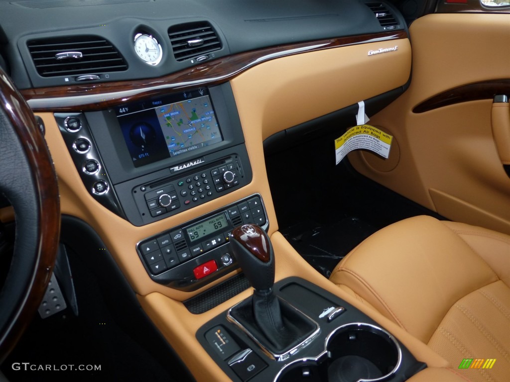 2013 Maserati GranTurismo Convertible GranCabrio Controls Photo #79841494