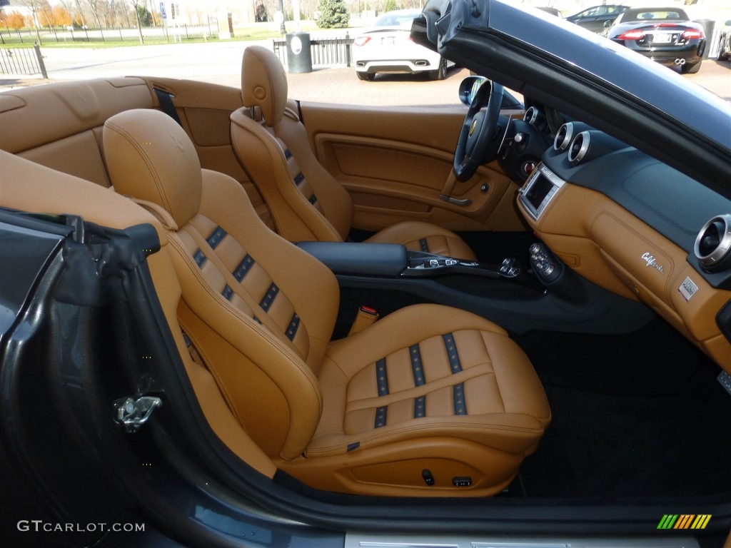 Cuoio Interior 2011 Ferrari California Standard California Model Photo #79842886