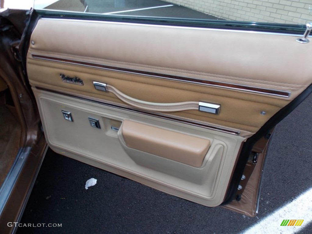 1976 Oldsmobile Cutlass Salon Sedan Buckskin Door Panel Photo #79844479