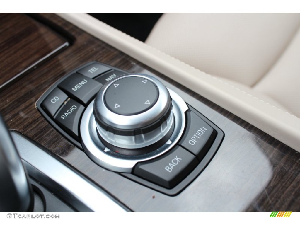 2011 BMW 7 Series 740Li Sedan Controls Photo #79845792