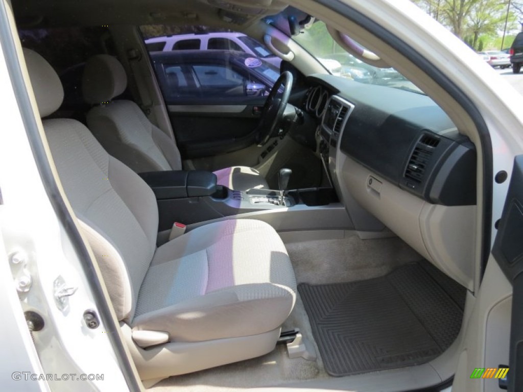 2005 4Runner SR5 - Natural White / Taupe photo #11