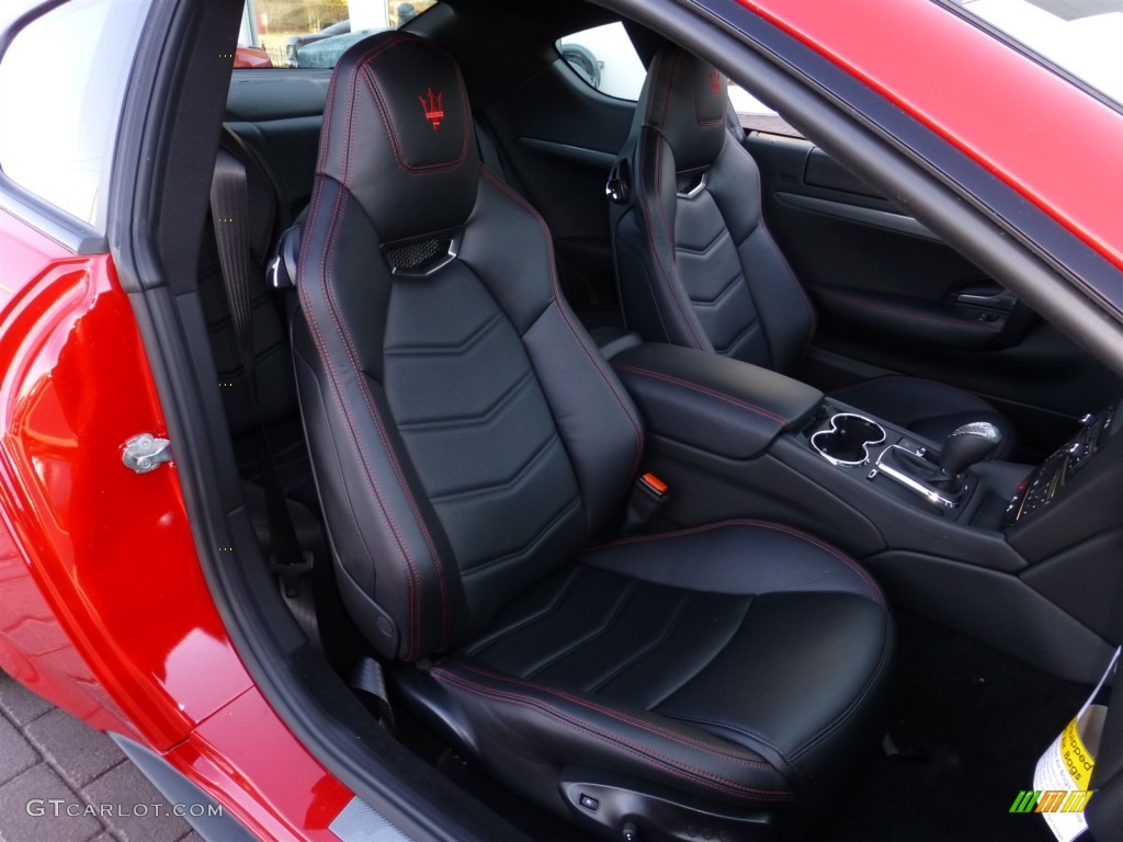 Nero Interior 2013 Maserati GranTurismo Sport Coupe Photo #79847482