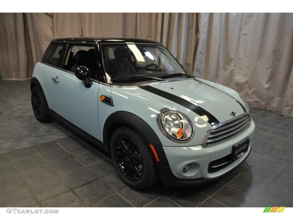 2013 Cooper Hardtop - Ice Blue / Carbon Black photo #4