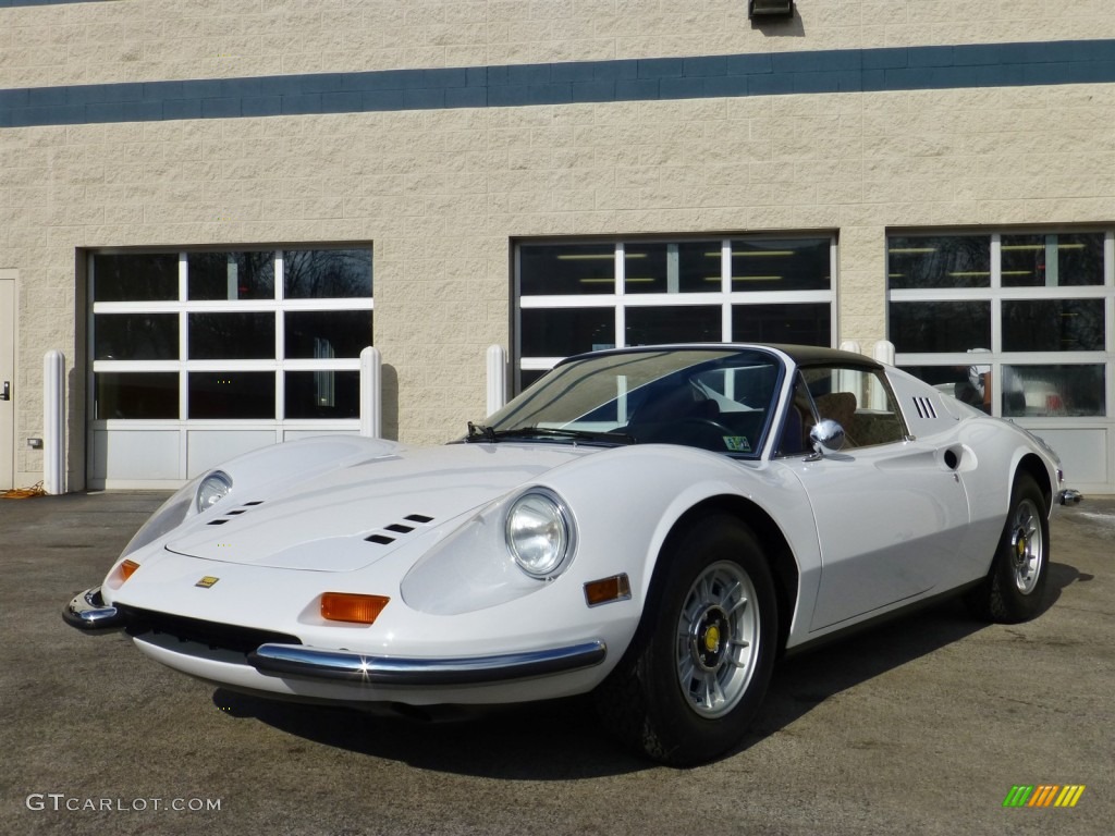 1974 Dino 246 GTS - Bianco (White) / Red/Black photo #2