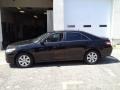 Black - Camry LE Photo No. 3