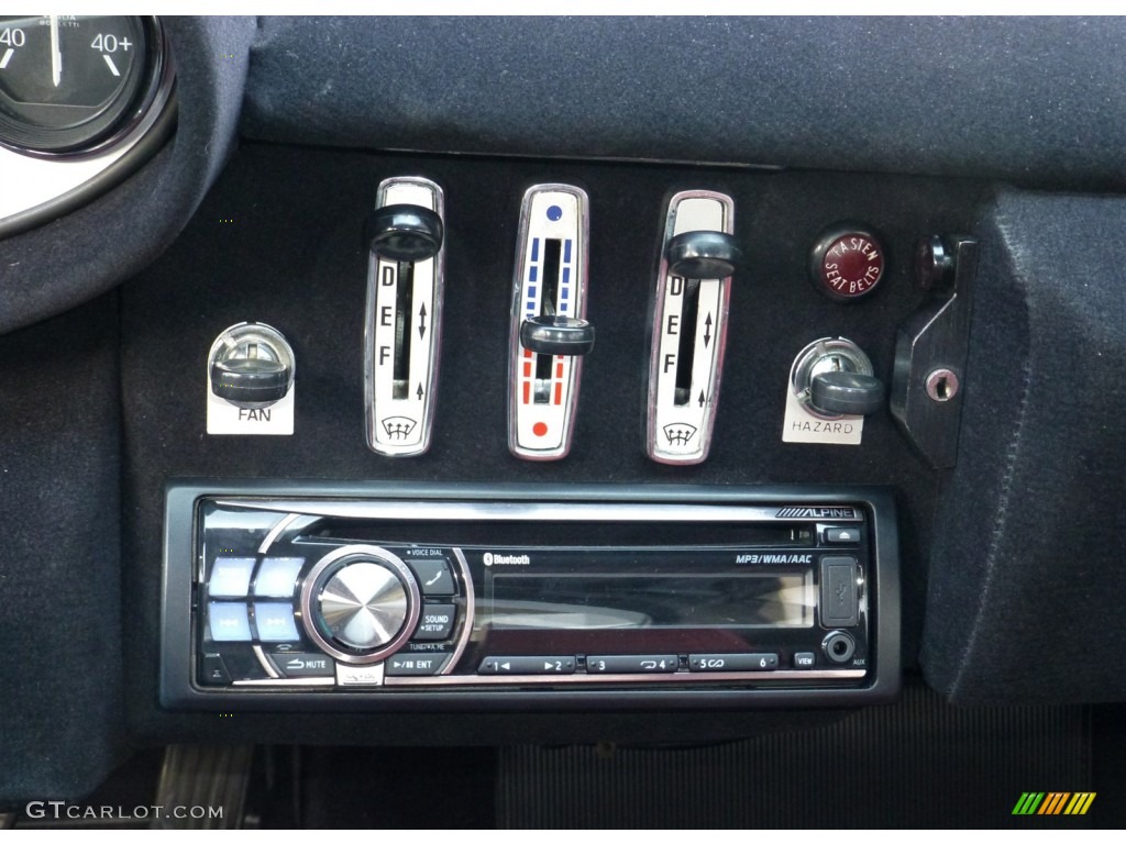 1974 Ferrari Dino 246 GTS Controls Photo #79849270