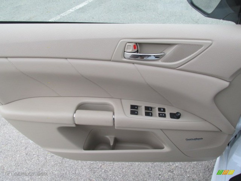 2012 Suzuki Kizashi Sport SLS AWD Door Panel Photos