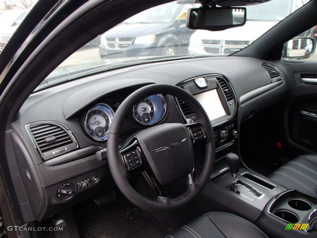 2013 Chrysler 300 S V8 AWD Black Dashboard Photo #79851463