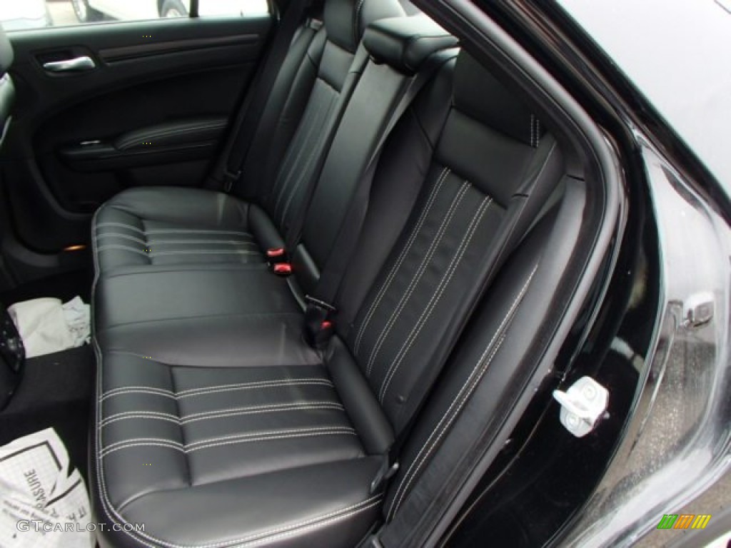 2013 Chrysler 300 S V8 AWD Rear Seat Photo #79851514