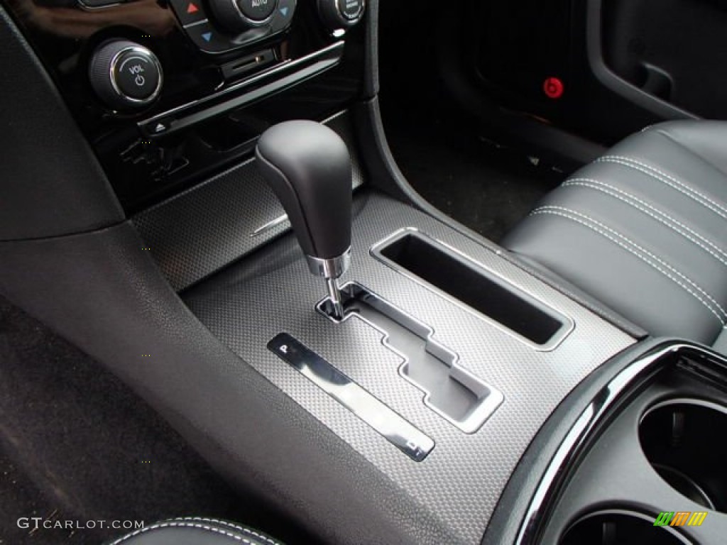 2013 Chrysler 300 S V8 AWD Transmission Photos
