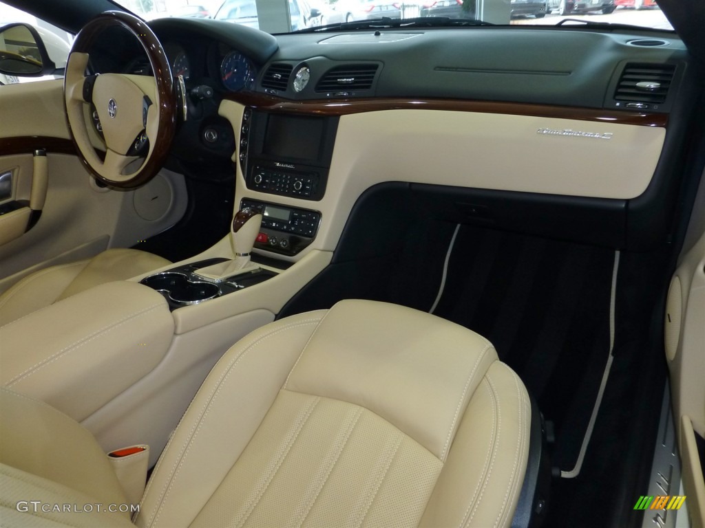 2013 Maserati GranTurismo Convertible GranCabrio Sabbia Dashboard Photo #79852049