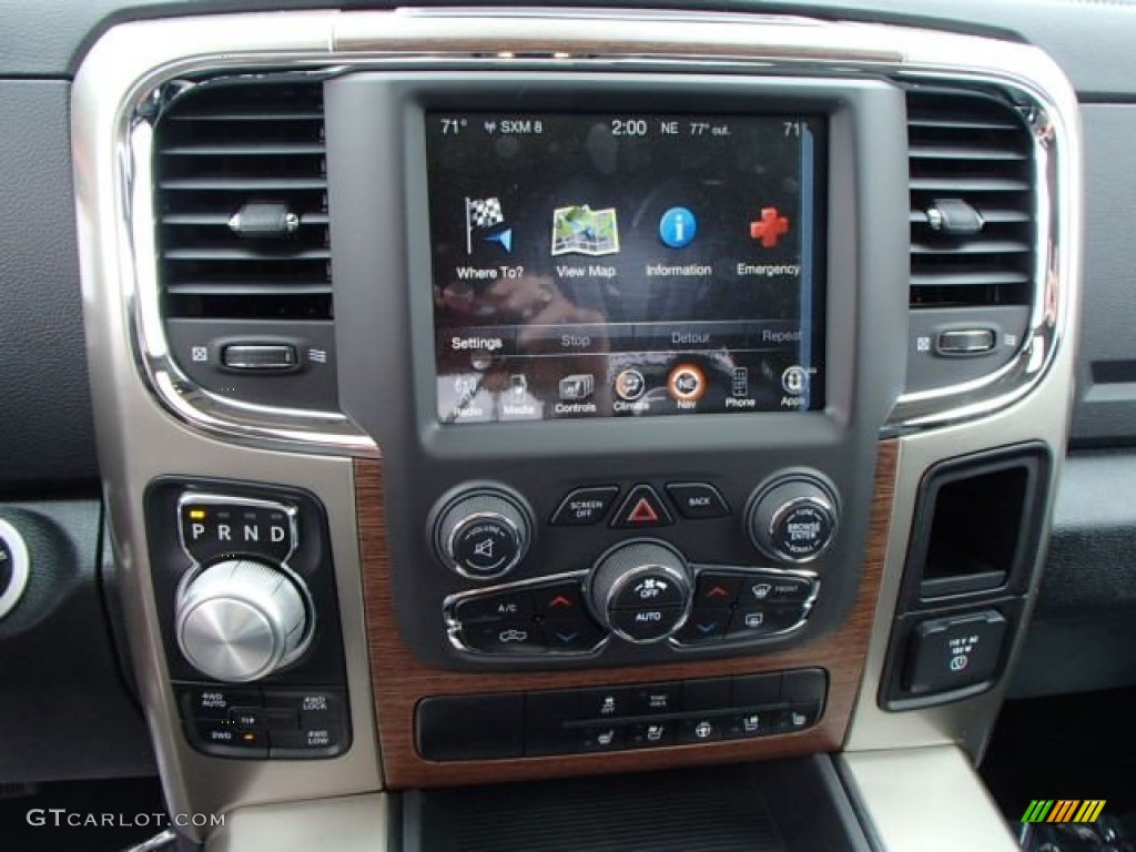 2013 1500 Laramie Crew Cab 4x4 - Copperhead Pearl / Black photo #17