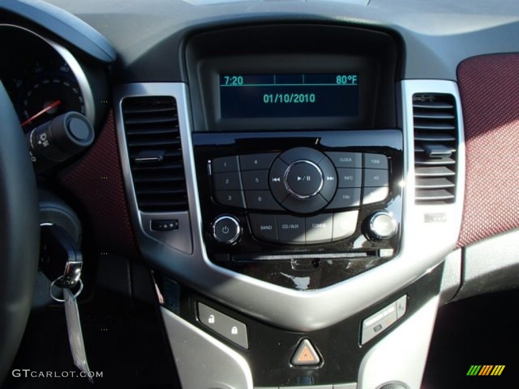 2013 Cruze LT - Summit White / Jet Black/Sport Red photo #16