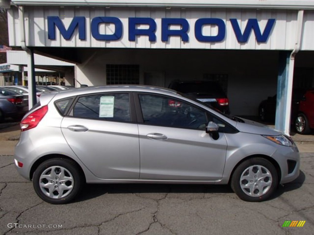 2013 Fiesta SE Hatchback - Ingot Silver / Charcoal Black photo #1