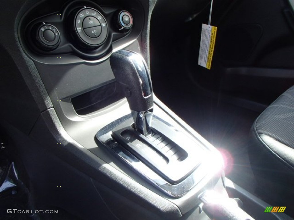 2013 Fiesta SE Hatchback - Ingot Silver / Charcoal Black photo #17