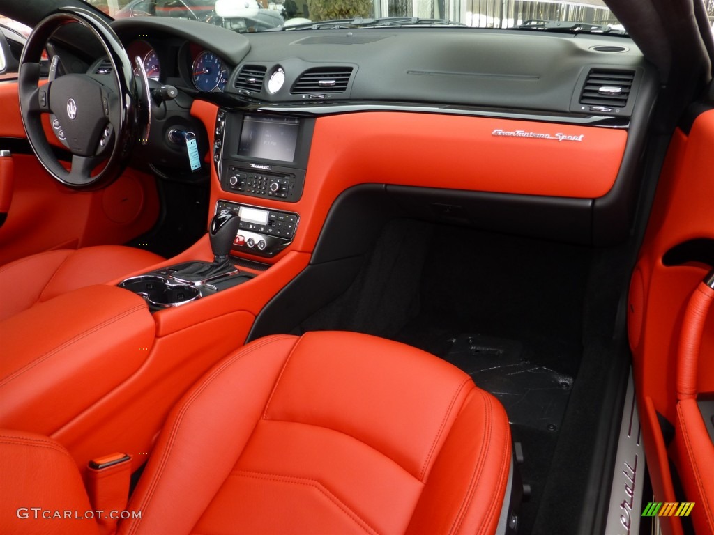 2013 Maserati GranTurismo Sport Coupe Rosso Corallo Dashboard Photo #79856089