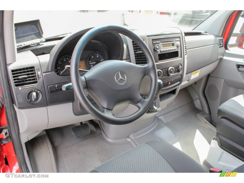 2010 Mercedes-Benz Sprinter 3500 Chassis Moving Truck Dashboard Photos